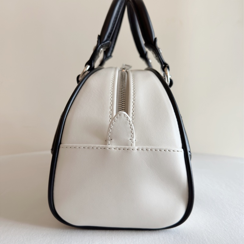 便宜賣PRADA 牛皮保齡球包 手提包 可手提附肩背帶可肩背-2