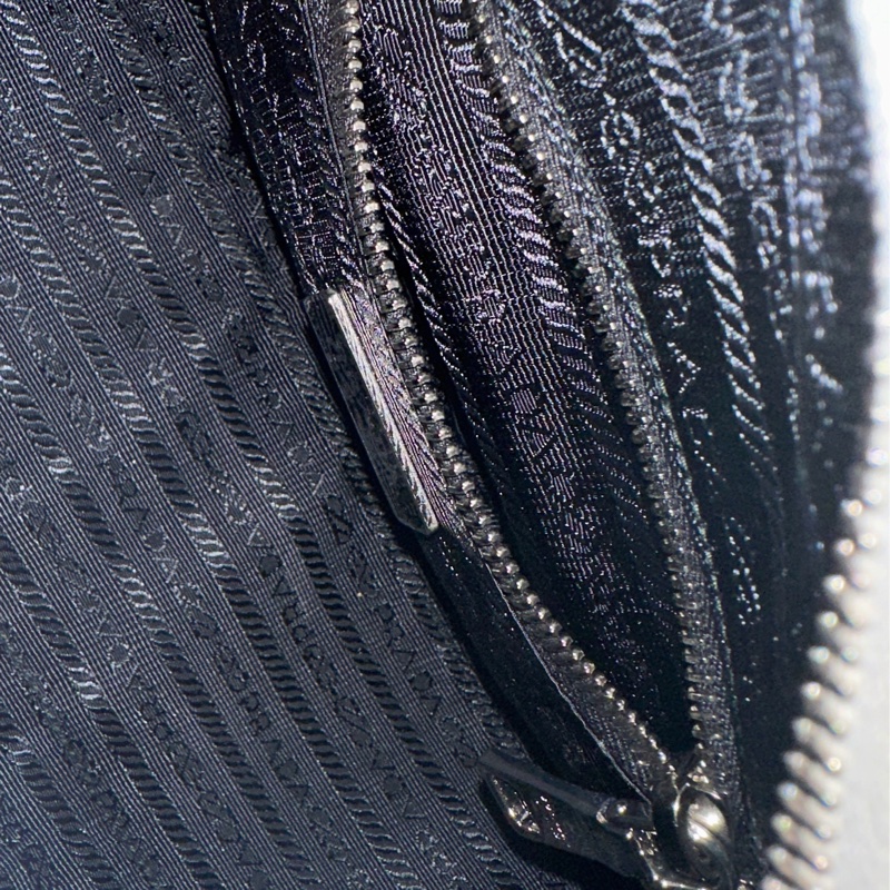 便宜賣PRADA 牛皮保齡球包 手提包 可手提附肩背帶可肩背-7