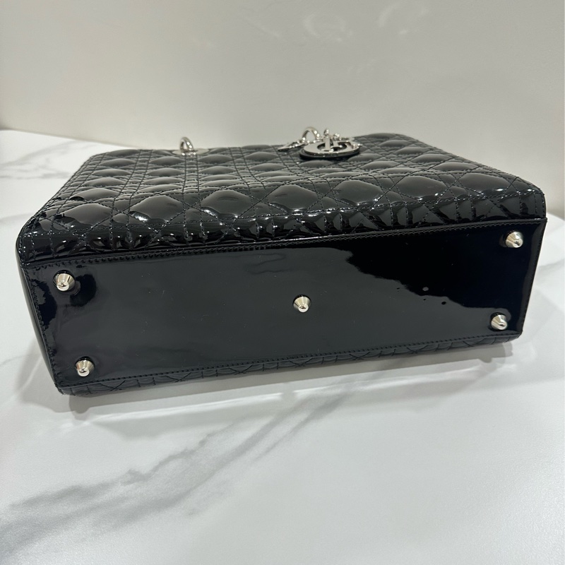 Lady Dior 7格黑銀漆皮戴妃包-3