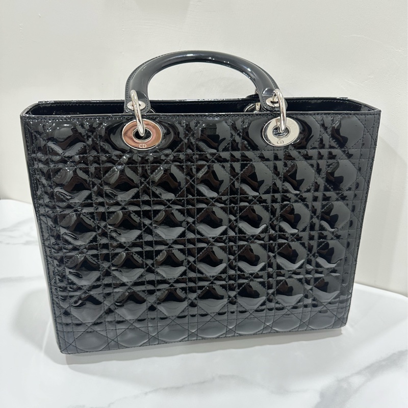 Lady Dior 7格黑銀漆皮戴妃包-4