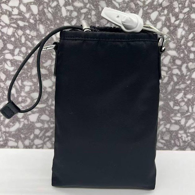 Prada 2ZH155 再生尼龍手機套/手機包 黑色-4