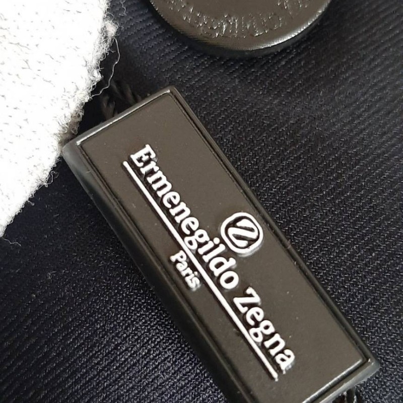 義大利品牌全新正品ERMENEGILDO ZEGNA傑尼亞 男藏青色80%混羊毛單排釦側雙開衩西裝外套52號-8