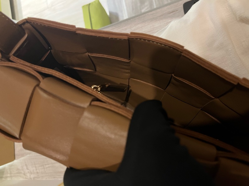 ［斑比暴衝💕］BV Bottega veneta 寶碟家 15格 棕色 羊皮 cassettes-17