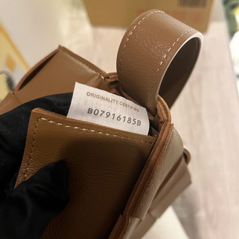 ［斑比暴衝💕］BV Bottega veneta 寶碟家 15格 棕色 羊皮 cassettes-19