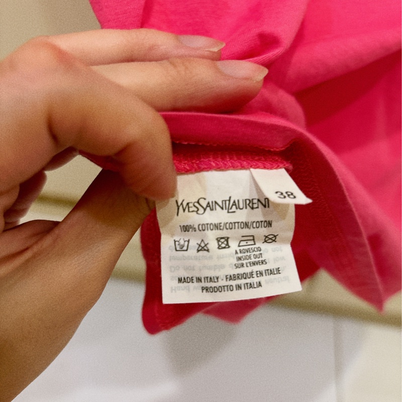 YSL 桃紅色T-5