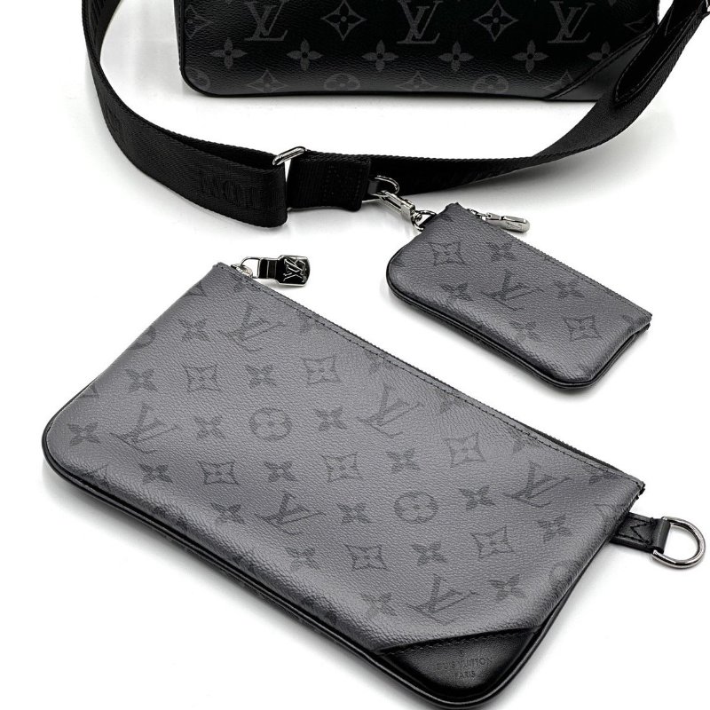 LOUIS VUITTON 黑武士郵差包-3