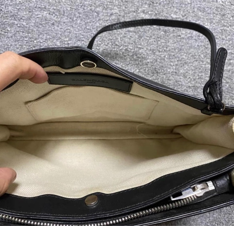 Balenciaga巴黎世家 canvas帆布包 信封包-6
