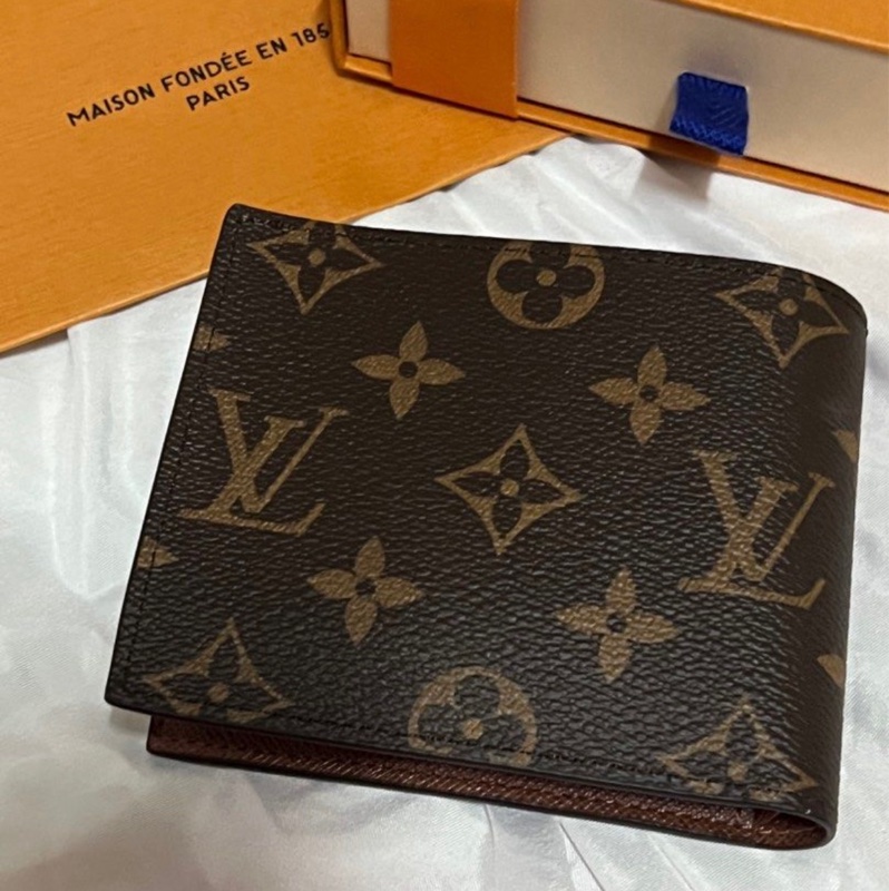 Louis Vuitton路易威登Marco 錢包 全新 LV-8