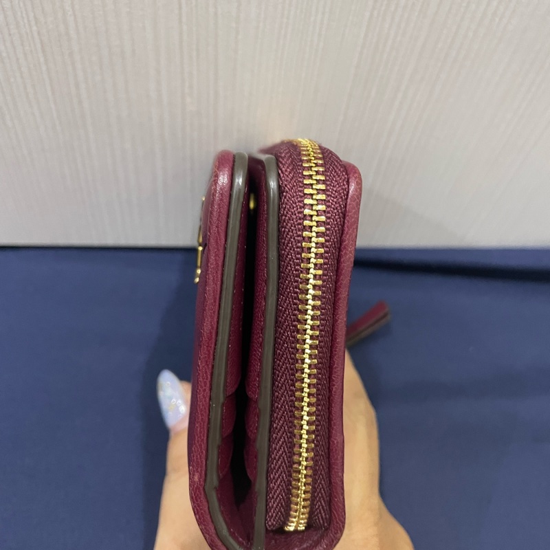 Tory Burch 酒紅色短夾-6