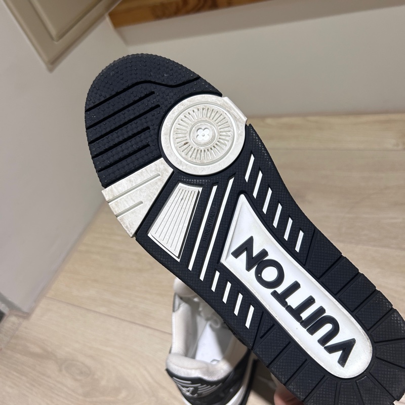 LV trainer 黑白 熊貓-4