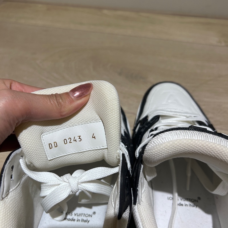 LV trainer 黑白 熊貓-5