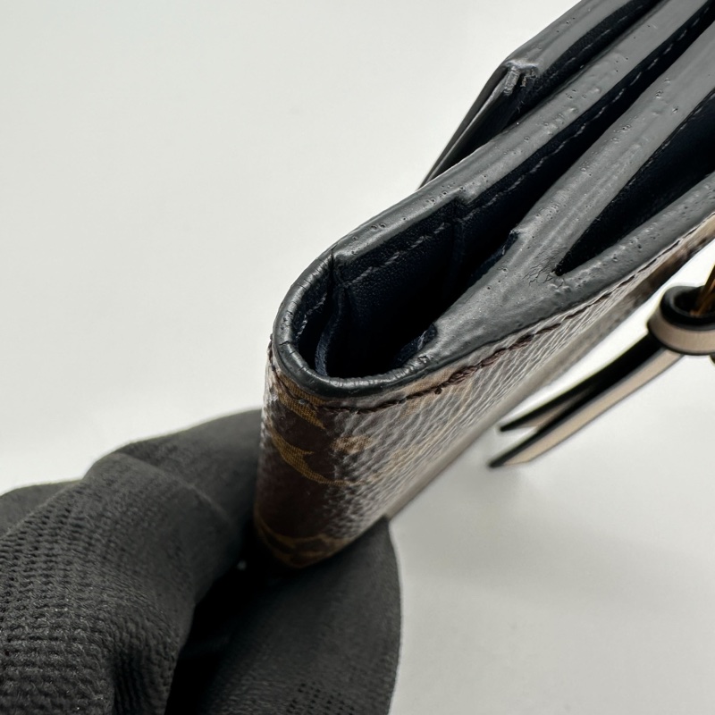 👝 LV拼色三折短夾-9