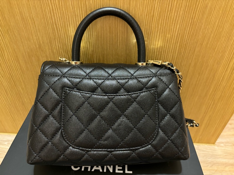 Chanel coco handle 24 荔枝牛皮黑色 （晶片）含絲巾價-2