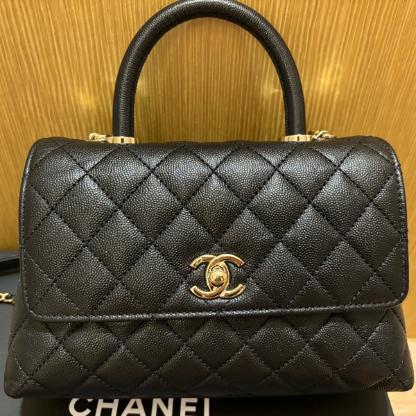 Chanel coco handle 24 荔枝牛皮黑色 （晶片）含絲巾價-5