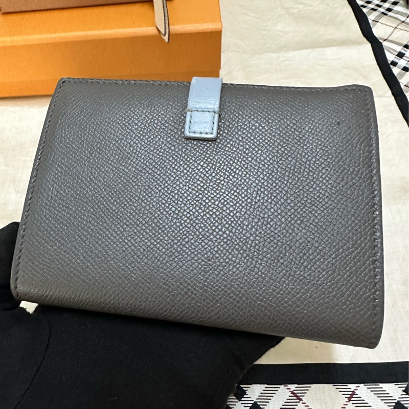 CELINE 雙拼色，藍灰牛皮皮夾-6