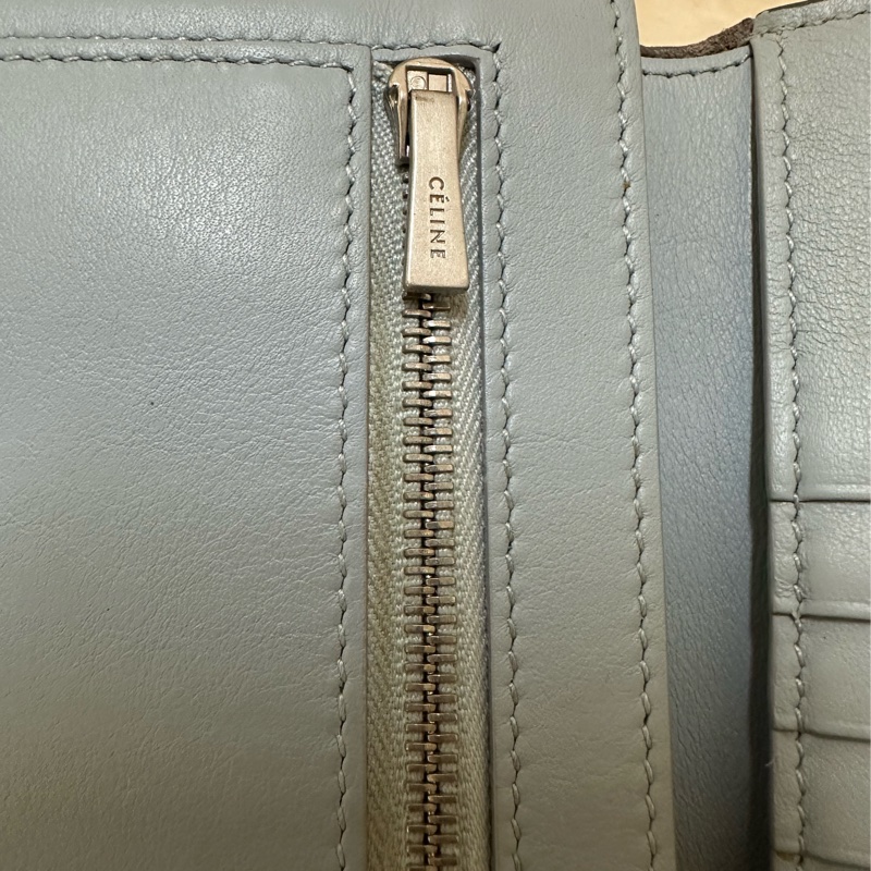 CELINE 雙拼色，藍灰牛皮皮夾-19