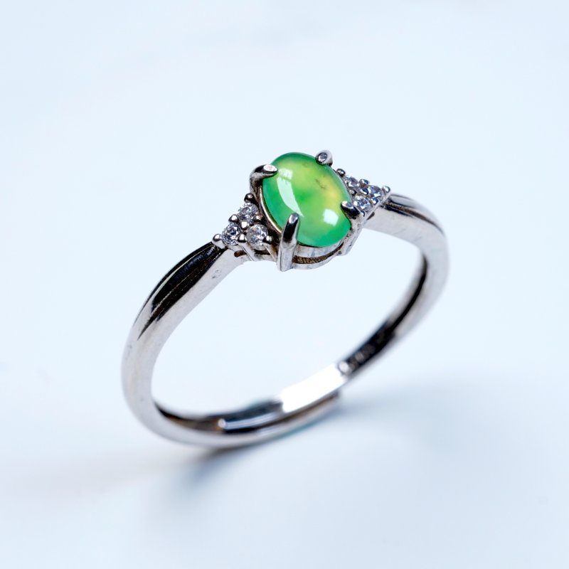 放光冰綠翡翠蛋面戒指 925純銀 | 天然緬甸玉A貨翡翠 | 送禮-0