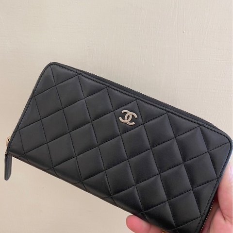 CHANEL 黑菱格羊皮銀雙Cㄇ拉長夾