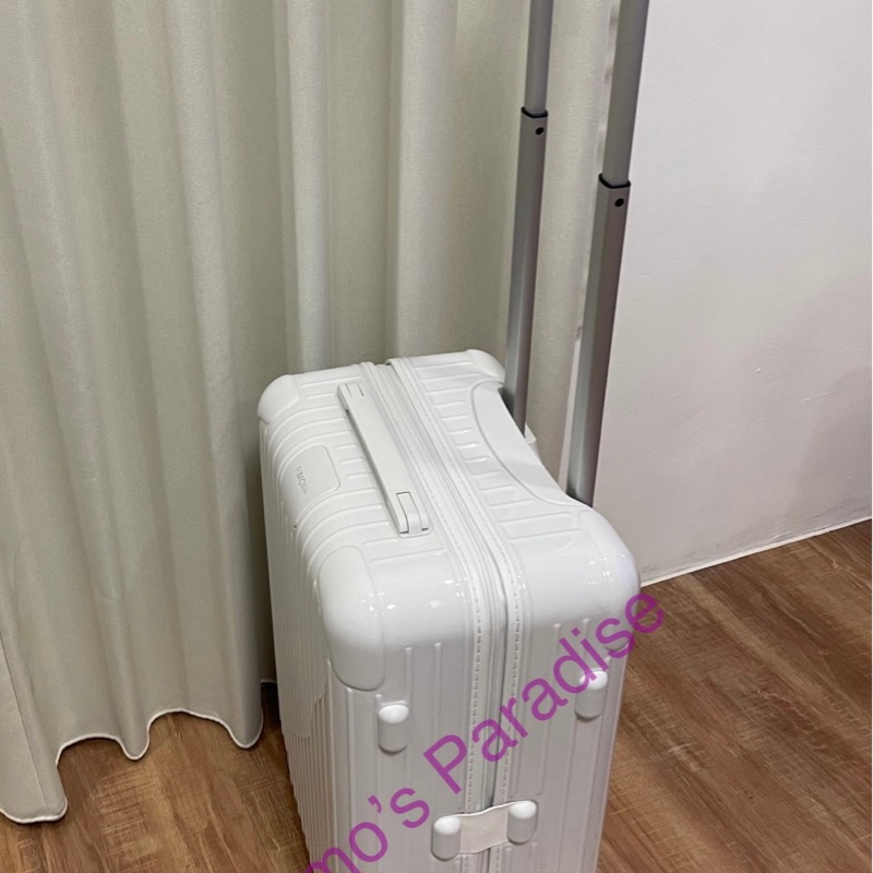 現貨不用等 Rimowa 登機箱 Essential 系列 特殊版「純白色」-10