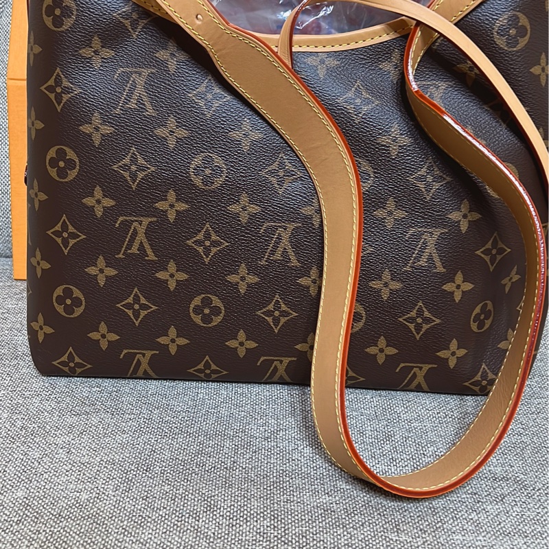 lv carryall pm-4