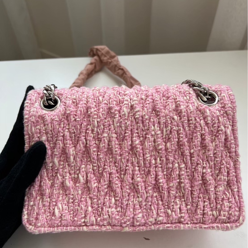 Miu Miu 粉色毛呢翻蓋珍珠鏈條包-7