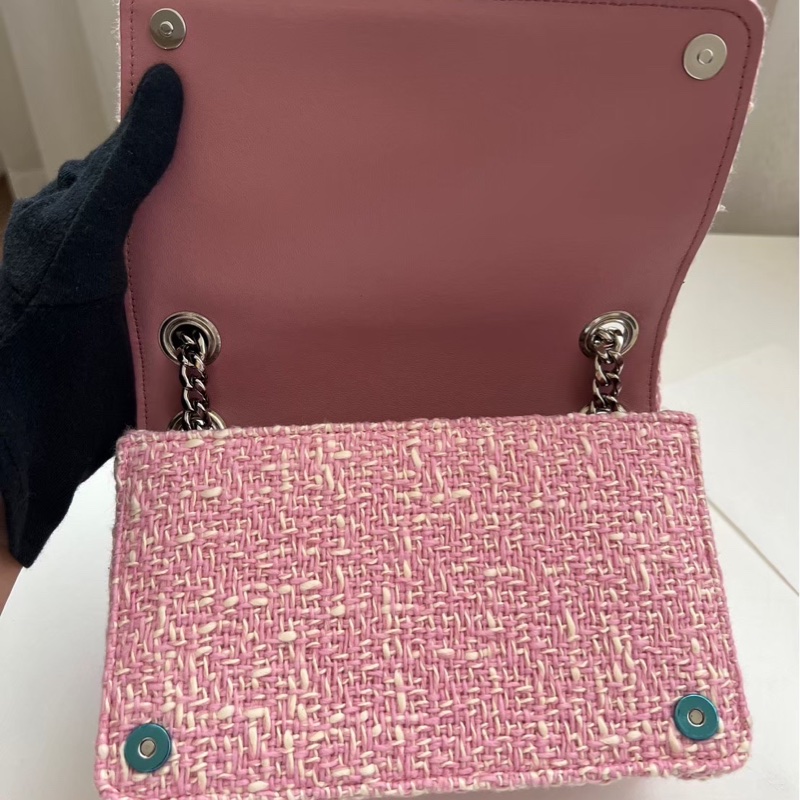 Miu Miu 粉色毛呢翻蓋珍珠鏈條包-8