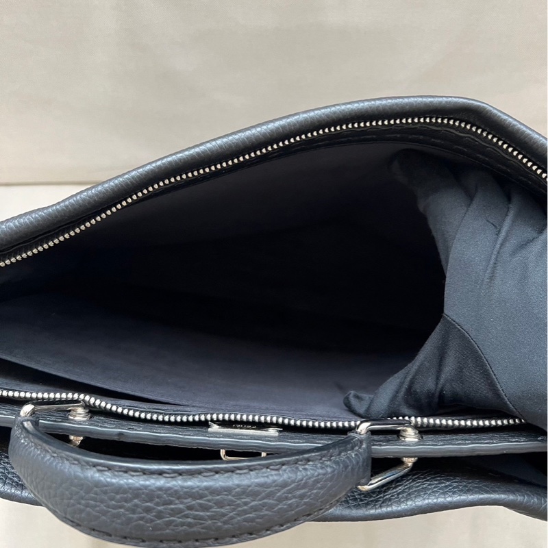 Fendi Peekaboo 惡魔眼睛兩用公事包-12