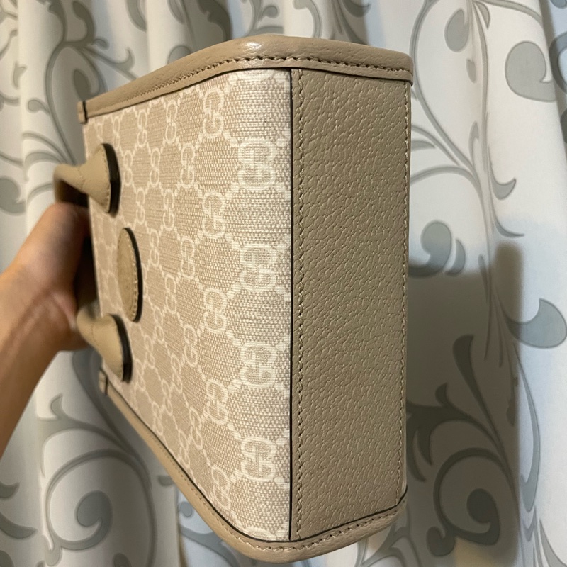 Gucci白色 Interlocking G 迷你 琴譜包*9成新-1