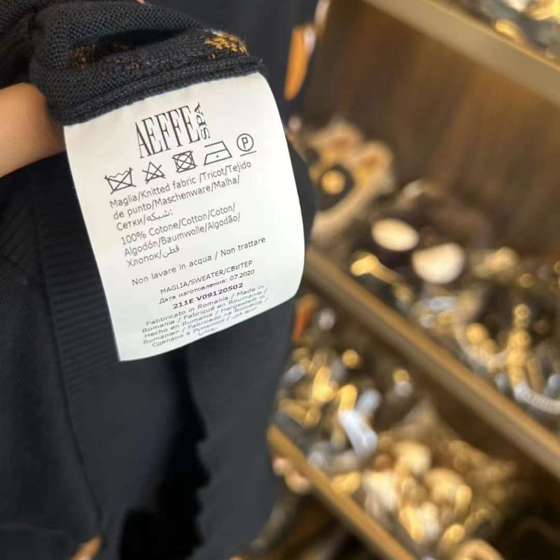 MOSCHINO 小熊毛衣 S 寬鬆版  非常新-2