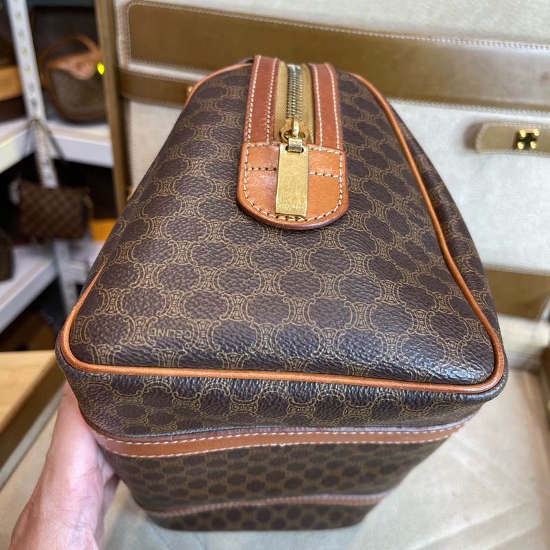 CELINE近代款經典老花波士頓25cm🌅經典釋出-14