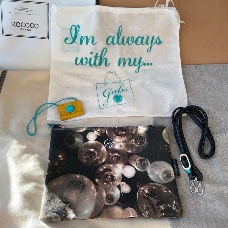 💯 正貨❗️【Gabs】multi function clutch bag。彩print真皮多用途袋-1