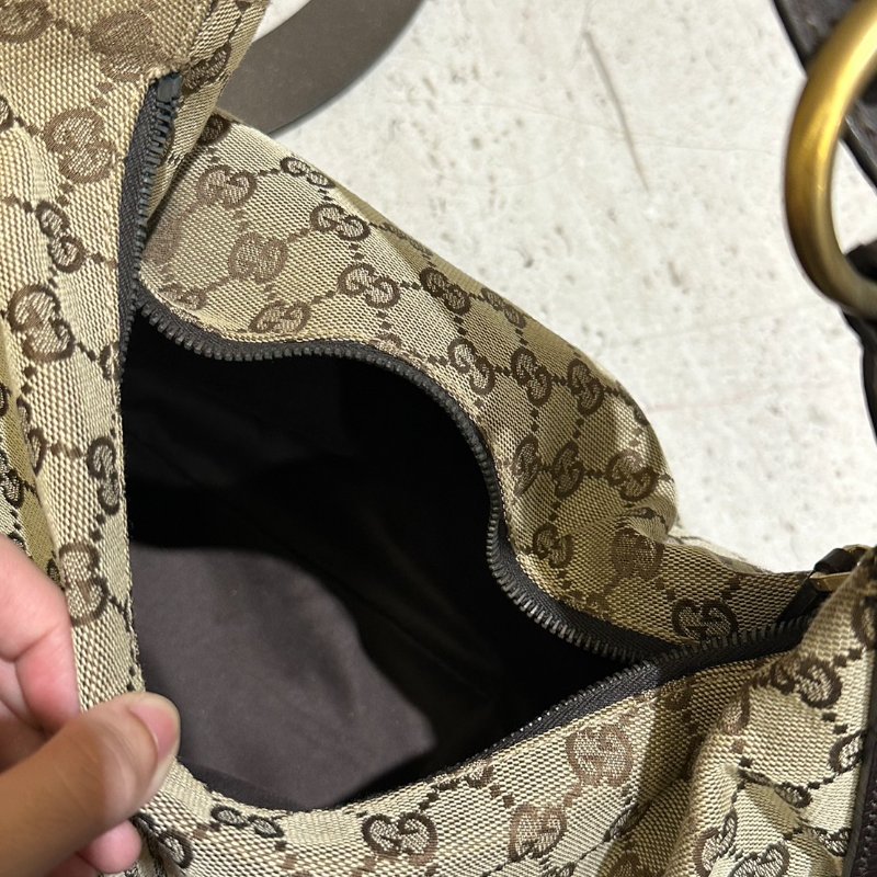 GUCCI 單肩流浪包-12