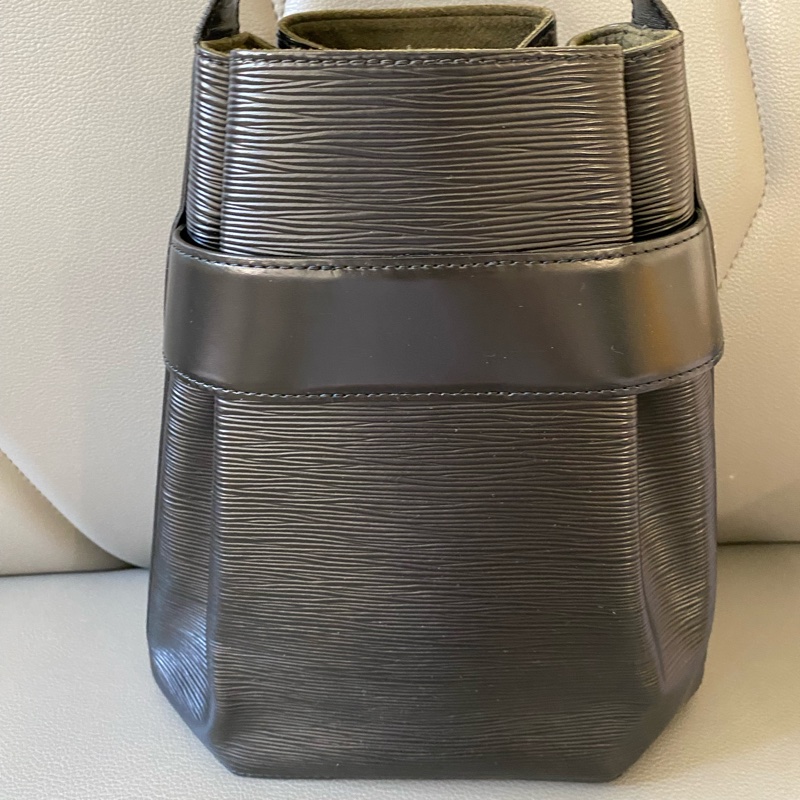 LV水波紋EPI八角水桶包 M80157小款-5