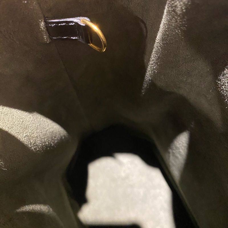 LV水波紋EPI八角水桶包 M80157小款-15