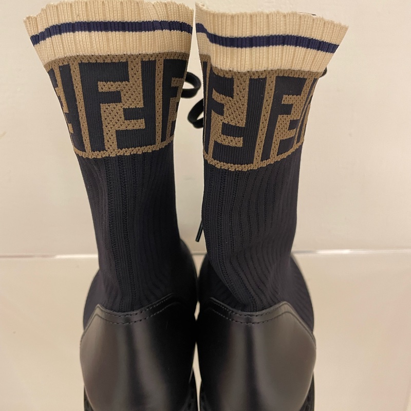 fendi黑色logo短靴-7