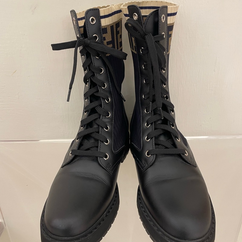 fendi黑色logo短靴-10