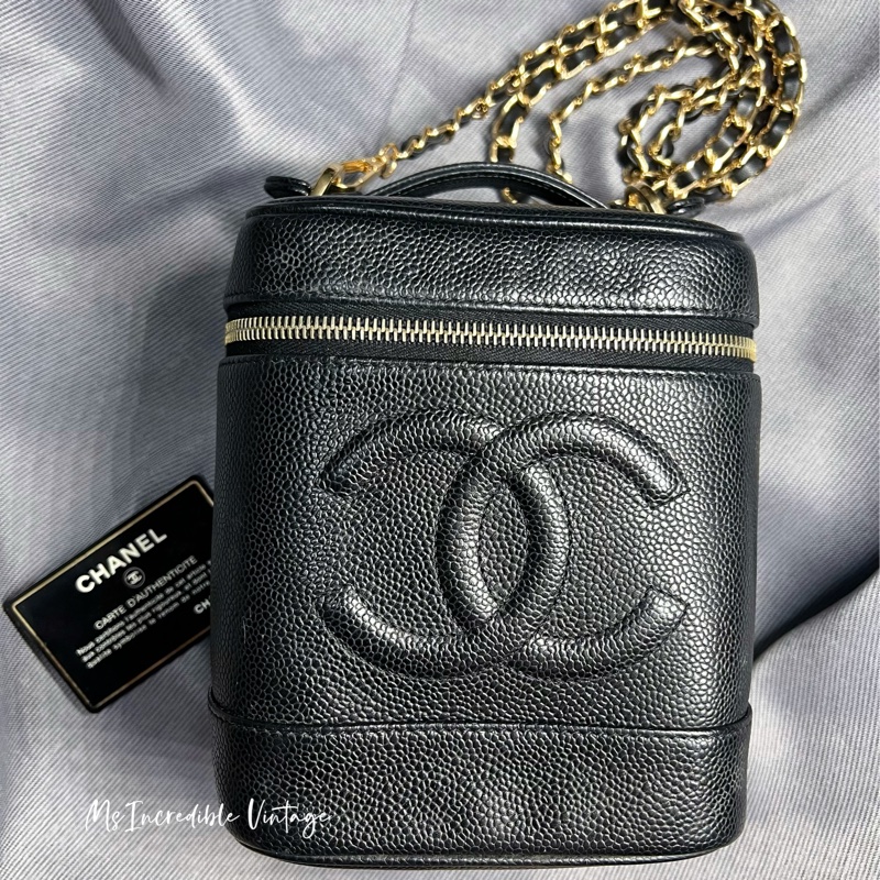 Chanel黑金荔枝皮化妝袋-5