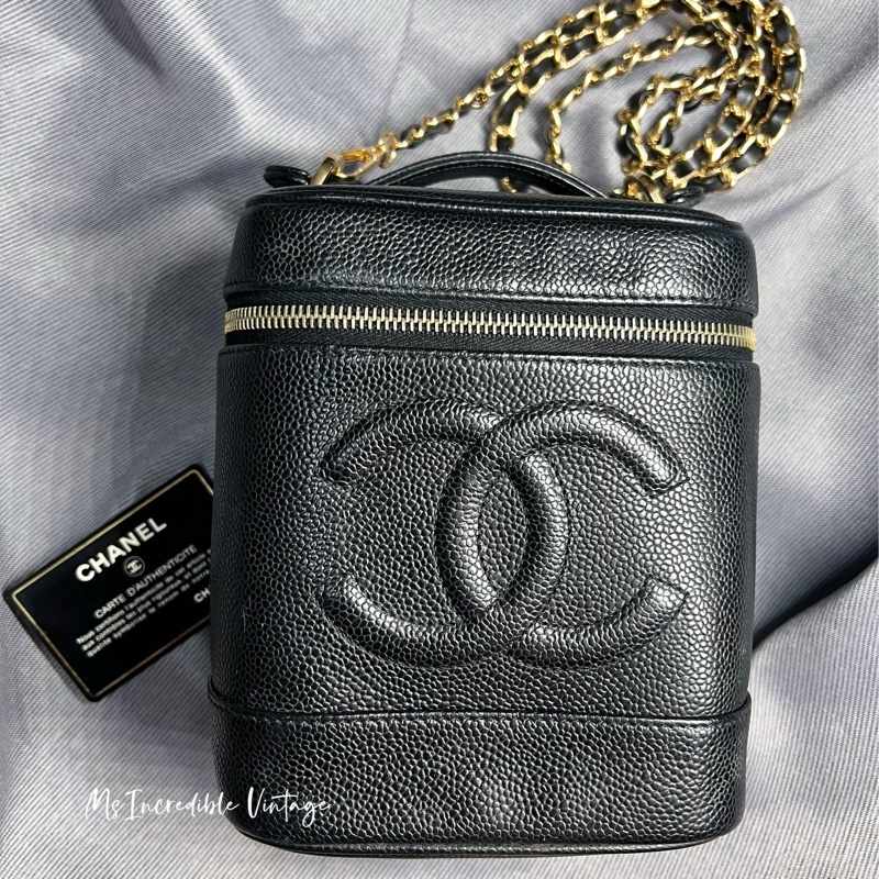 Chanel黑金荔枝皮化妝袋-3