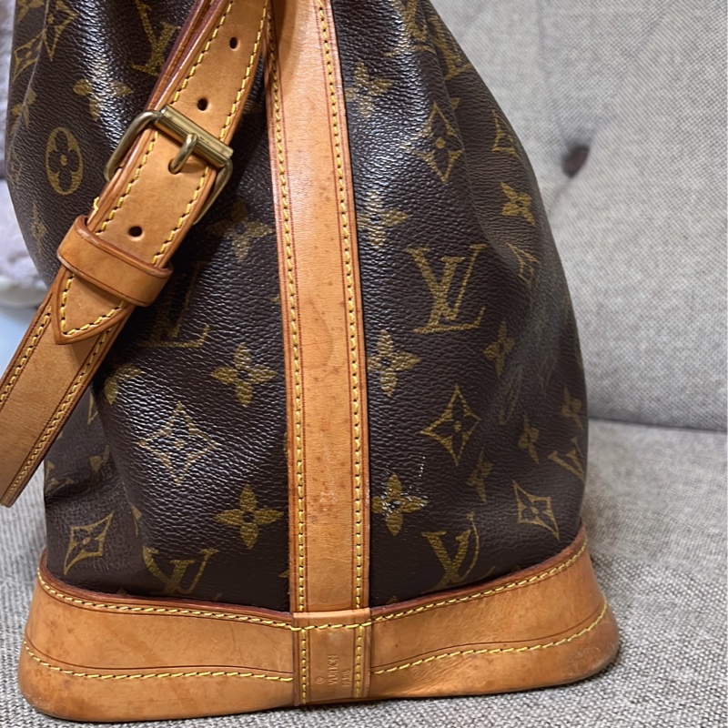 經典老花字樣LV大款水桶包-11