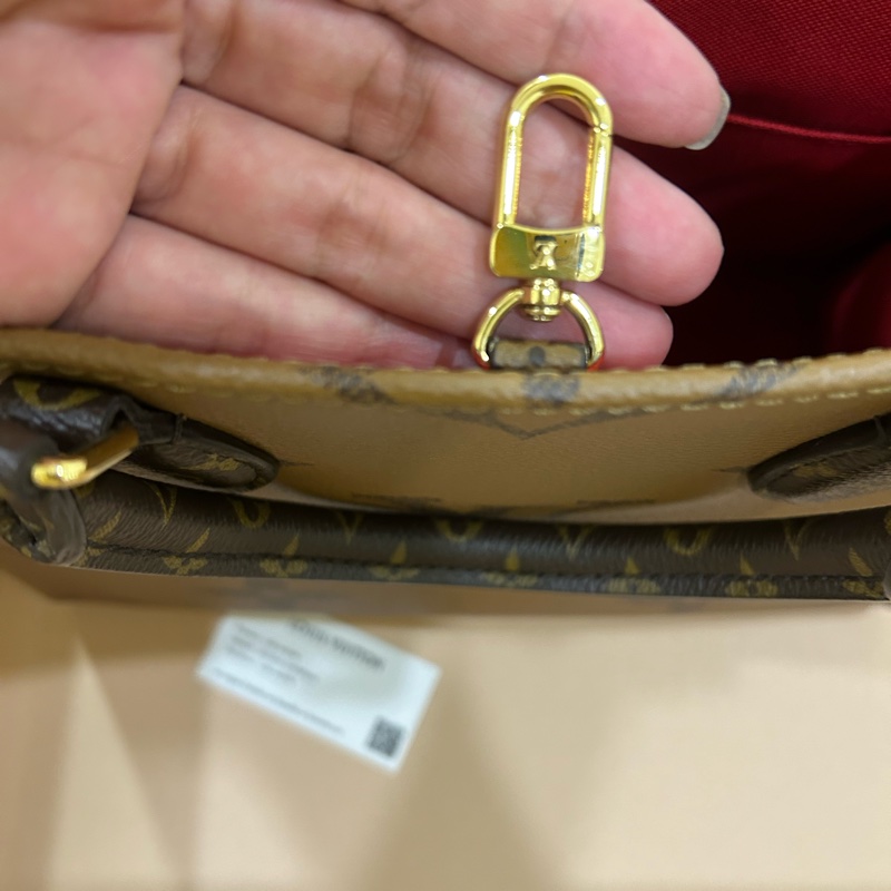 LV 全新onthego 小號/撞色拼接/款背帶+零錢包-17