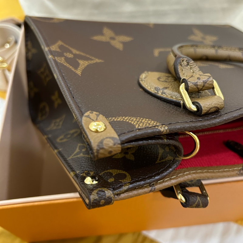 LV 全新onthego 小號/撞色拼接/款背帶+零錢包-21