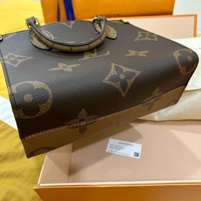 LV 全新onthego 小號/撞色拼接/款背帶+零錢包-25
