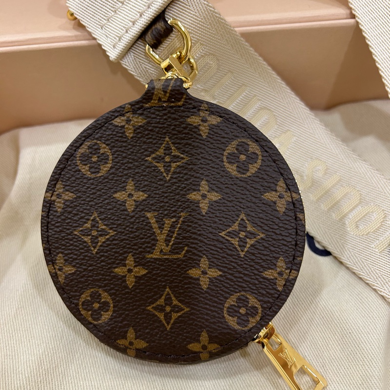 LV 全新onthego 小號/撞色拼接/款背帶+零錢包-29