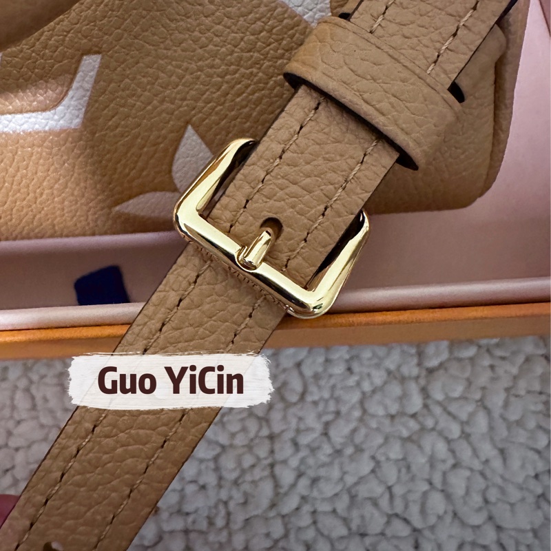 (售出別私訊囉)稀有釋出!全配!LV nano speedy 限定奶茶色晶片款-9