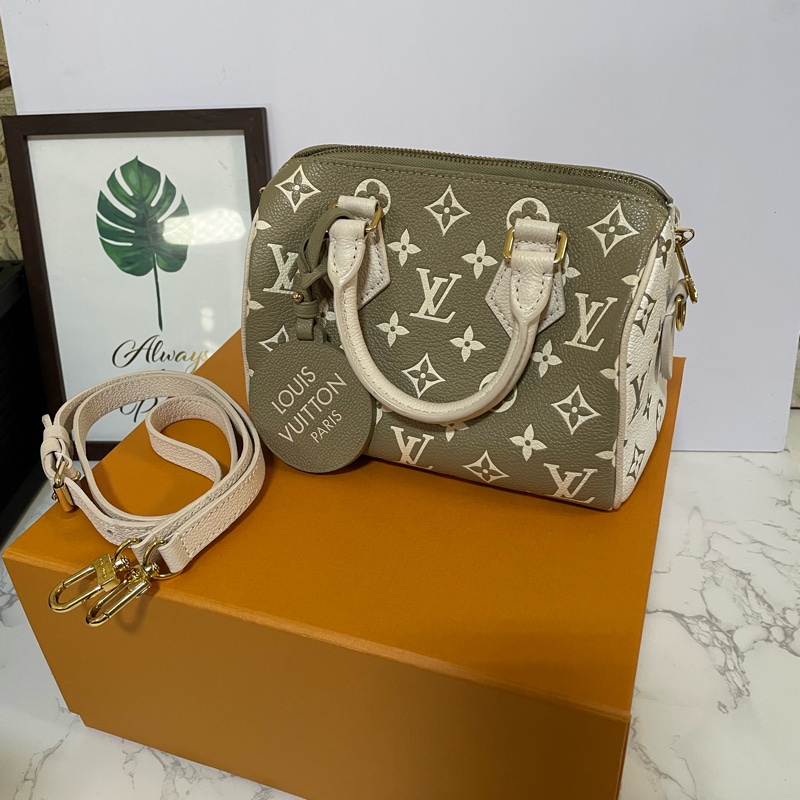 LV新款 SPEEDY 20cm抹茶綠奶油白牛皮壓紋波士頓包-2