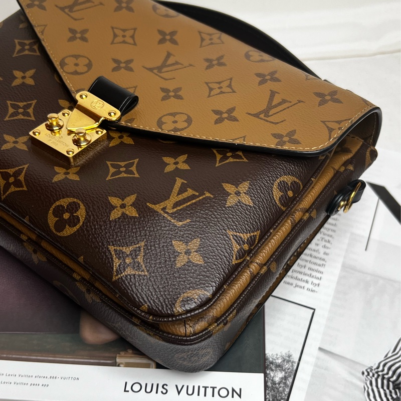 LV雙拼郵差包-7