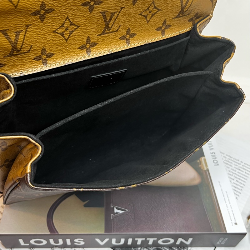 LV雙拼郵差包-19