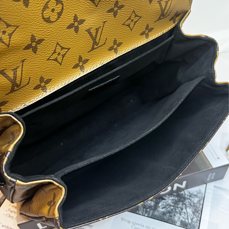 LV雙拼郵差包-20