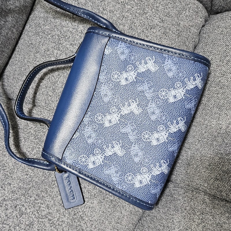 🩷三折至11/7🩷coach藍色馬車包-1