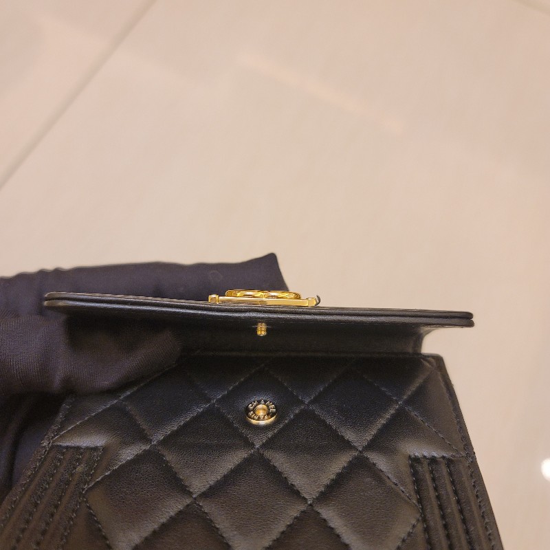 CHANEL 香奈兒 Boy系列黑銀三折短夾-15